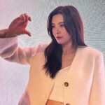 Lee Sun-bin Instagram - 2024.01.07 🎂 축하 해주신 모든 분들 사랑해요 감사해요 미안해요 더 잘할게요..❤️ 그리고 오늘 행복에 늪에 빠지게 해준 우리 해콩이들..❤️ 아직도 여운이… 정말 다음번엔 더 제대로 준비할거야!!!!!😏 항상 감동이고 매번 볼 때 마다 많은 위로를 받는 것 같아요..🥹 슬로건 이벤트는.. 정말이지.. 왜 자꾸 매번 울리려 하는 거야…? 사랑해요 진심 담아서 고마워 울 해콩이들..😭 잊지 않을게요.(근엄) 내 맘 알지!????😘 ( TMI 그리고 내 칭구들은 나 빠른 안쳐줘서 한 살 어리게 인정 안해주더라.. 쩝..ㅋ 고맙다! ㅋ )