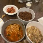 Lee Yu-bi Instagram - 싱글즈 11월호 열촬📸 후 만찬 ㅋㅋㅋ 꺄 😖 😛 🤤 🤓 🥰
