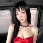 Lee Yu-bi Instagram - 🌹🥀🌹🖤