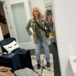 Leigh-Allyn Baker Instagram - A little behind the scenes tour 👀☺️ #onset #BTS #behindthescenes #leighallynbaker