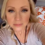 Leigh-Allyn Baker Instagram – Let’s see who’s still here! Comment or leave an emoji if you can see this.