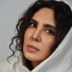 Leila Bolukat Instagram - ‏شایدم خودمونو بزنیم به اون راه، ولی همیشه حواسمون به همه چیز هست. Actress: @leilabolukat Design & Makeup: @fereshtehgoudarzi_makeupartist 📸@peyman_garzam Studio @mediasho.ir #لیلا_بلوکات #عکس #عکاسی_حرفه_ای #استودیو