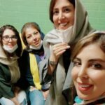 Leila Bolukat Instagram - 🔵 آدم‌های امن،چه کسانی هستند ؟! 🔴 آدم های امن، افرادی هستند كه همه چیز را می‌توانی بهشان بگویی و بدون اینکه قضاوت یا تحقیرت کنند، رازدارت هستند و میتوانی کنارشان احساس بودن کنی ... 🔴 اینها تا لباسی تازه تنت ببینند نمی‌پرسند از کدام مغازه خریدی؟ مارکش چیه؟ چند خریدی؟ می‌گویند: چقدر قشنگه، بهت می‌آید، من عاشق این جنس ژاکتم. 🔴از سفر که برگردی نمی‌پرسند با کی و چرا رفتی؟ اسم هتلش؟ چه‌قدر هزینه شد؟ می‌گویند :خوش گذشت؟ سرحال شدی؟ 🔴 دانشگاه قبول شوی، نمی‌پرسند شهریه‌اش چه قدره؟ وای چقدر دوره! می‌گویند چه رشته‌ای به سلامتی؟ این رشته بازار کار خوبی دارد، اگر تلاش کنی. 🔴 مشغول کاری تازه‌ شوی، نمی‌پرسند حقوقت چه قدره؟ اسم شرکتش چیه؟ جایش کجاست؟ می‌گویند شغلت را دوست داری؟ صاحبکارت یا همکارهایت آدم‌های خوبی هستند؟ این‌جور شغل‌ها جای پیشرفت دارد ... 🔵آدم های امنی باشیم ممنونم از شماها بابت امنیتی که ایجاد میکنید.☘️🪴💐🧿 پ.ن:محدود عزیزانی دیگری هستند که محدودیت عکس ده عدد،اجازه ثبت نداد دفعات بعدی معرفی میکنم🙈🙏 #لیلا_بلوکات #احساس_امنیت#رفیقان_را_درون_جان_نگهدار_که_آنها_پر_بها_تر_از_جهانند