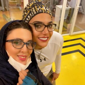 Leila Bolukat Instagram - مربیگری شغل یا کار نیست

و یک نوع عشق و احساس است

مربی ورزش بودن یعنی تعهد بی قید و شرط

یعنی استخوان لای زخم

همیشه در تب و تاب و تشویش

تو با پوست و گوشت و استخوان مربی شدی

خلق کردی

محکم شدی که بهت تکیه کنند

کسی با یک ست ورزشی مربی نخواهد شد

باید تمرین کنی

عرق بریزی و از تمام وجودت برای ورزشکار مایه بگذاری.

به بهانه نزدیک شدن به روز مربی ورزش نهم آبان ماه🌹
امیدوارم خوشحالی همیشه هم آغوشت باشه مرمر عزیز 🧿
@coach_maryamofficial 

#لیلا_بلوکات #ورزش_در_خانه #ورزشکاران_زن #مریم_کریمی#روز_مربی_گرامی
