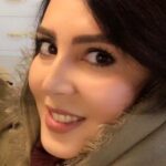 Leila Bolukat Instagram - قلبی داشته باش که سخت نمی‌شود، خویی که خسته نمی‌کند، و لمسی که آزار نمی‌رساند. "چارلز دیکنز"