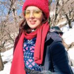Leila Bolukat Instagram - این روزها باید برای زنده ها فاتحه خواند نه برای مردگان...!! باید حمدی خواند و به خدا گفت "خاطراتشان را بیامرز و دلشان را شاد کن..." #لیلا_بلوکات #این_روزها_میگذرد