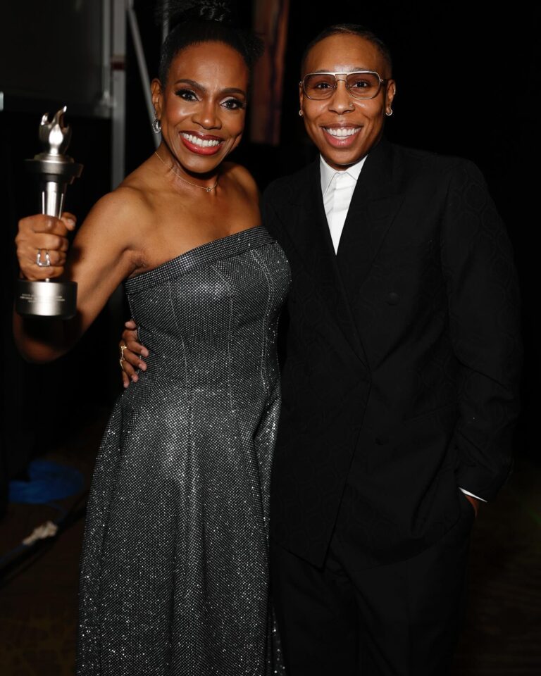 Lena Waithe Instagram - DIVVVVVAAAA! Celebrating the incomparable Sheryl Lee Ralph, a true Hollywood powerhouse and a beacon of inspiration. From her multi-generational roles in Dreamgirls, Moesha, Sister Act 2, and Abbott Elementary, to her transformative work with the D.I.V.A. Foundation and DIVAS Simply Singing fundraisers, she’s been a tireless advocate for women, girls, and the LGBTQIA community, she’s a true voice for change! It was an honor to present you with the ACLU-SoCal Bill of Rights Award, let’s celebrate her incredible journey and the immeasurable impact she continues to make. Here’s to the icon, the legend, @thesherylleeralph. Your legacy is a testament to the power of perseverance and passion. We are continuously inspired and you are our National Treasure! 📸 @gettyentertainment, @frazerkh, @aclu_socal