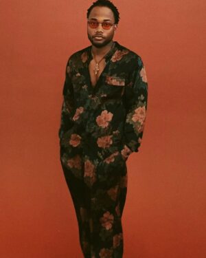 Leon G. Thomas III Instagram - My birthday is coming up on the 1st and I’ve officially gotten my hair back... be very afraid. #Electricduskcomingsoon