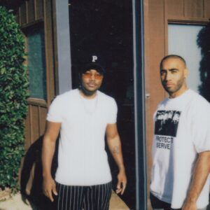 Leon G. Thomas III Instagram - I’ve spent a good amount of time away from social media to record this next project and it’s been an amazing process. I cant  wait for y’all to hear the finished product.#Electricdusk  coming soon. 😈