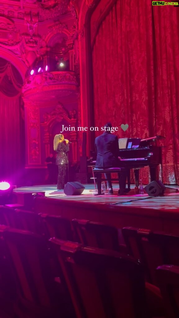 Leona Lewis Instagram - Got to perform for a very intimate audience in the most beautiful theatre in Monaco 🤍✨