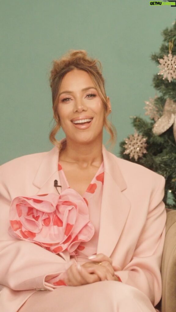 Leona Lewis Instagram - I cannot believe we are celebrating the 10th Anniversary of my Christmas album today 🎄 To be part of your Christmas memories with this music is such a honour. This album is filled with such love straight from me to you. Happy birthday Christmas With Love 🥳