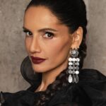 Leonor Varela Instagram – Jugar 🖤 Jugar 🖤 Jugar 🖤 
Por que al fin y al cabo….de que vale todo esto si no lo disfrutamos? 🙌🏽 Que bien que  lo he pasado en @gottalentchile mirando tanto talento 😃 y a Uds les ha gustado?? Cuál es su artista favorit@ por ahora? 
.
.
.
Play 🖤 Play 🖤play 🖤
Because in the end, what’s the point if we are not enjoying ourselves? 🙌🏽 I have had so much fun watching talented people on @gottalentchile 😃
.
.
.
Fotos @fernando.fotografias 
Make up y dirección creativa @crstnqtrl 
Pelo @pablozamoranoruiz 
Extensiones @extensionesrapunzzel 
Vestuario @xsecall2 
Asistente vestuario @camiasteteg 
@anto_invazor 
Sastrería @gladysgavilann 
Vestido/Botas @HM #HMChile
Aros @lenna_cl