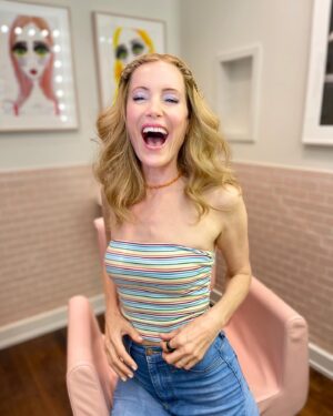Leslie Mann Thumbnail - 132.3K Likes - Top Liked Instagram Posts and Photos