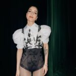 Levante Instagram - G E N O V A F U T U R A Non ci sono parole per ringraziarti, Zena❤️ Mi hai fatta piangere e non era così che doveva andare ma grazie, grazie infinite. In alto i cuori. Sei nei miei sogni Genova, ti amo. L. Pic 1. Io che mi proietto ‘ndo me pare. 📸 @is.iside