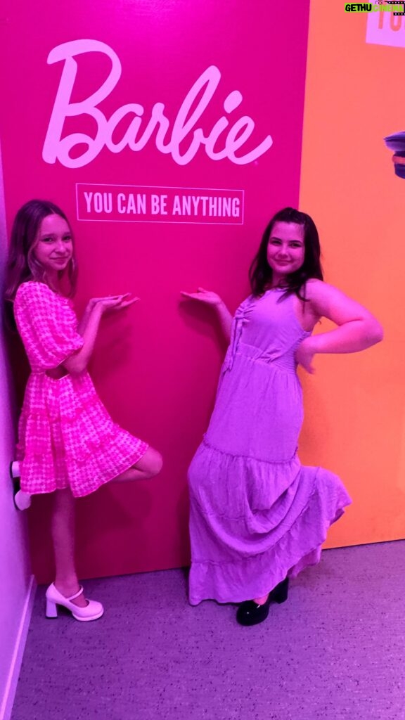 Lexi Rabe Instagram - Ty @worldofbarbietour for an amazing time! We had a blast! #barbiegirls #comedy #funny