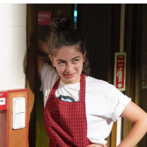 Leya Kırşan Instagram - Bütün heyecanıyla yeni sezona bomba gibi hazırlanıyoruz 💥🎬
@fotoromanfilmyapim  @tozkoparandizi