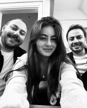 Leya Kırşan Instagram - Kimin böyle yakışıklı menajerleri var😍  @ukiletisim @kelesugurcan @orkunsvnc