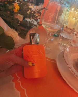Liberta Spahiu Instagram - Mbrëmë! 🧡 @maisondeparfum_tirana #parfumsdemarly