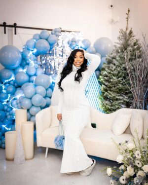 LightSkinKeisha Instagram - Baby Best is on the way 👶🏽 thank you to all of our family and friends , yall showed tf out 🤞🏽🩵🥹