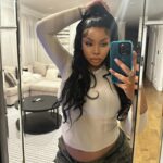 LightSkinKeisha Instagram - belly getting bigger, still runnin circles round dey azzzz🤑 Top: @originalbaddieclub 🤎