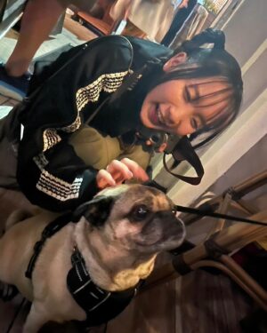 Lilas Ikuta Instagram - Memories🏝️🪿🦡🏜️🐕