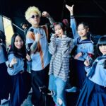 Lilas Ikuta Instagram - #Coachella  88RISING FUTUERSステージで ご一緒したアーティストの皆さんと📷 素晴らしいパフォーマンスで次々と繋がれていったステージ。最初から最後まで釘付けで、リスペクトがさらに増しました。ご一緒できて光栄でした😌✨