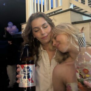 Lilia Buckingham Instagram - Playing and laughing and crying🎀💐💝