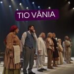 Lilian Blanc Instagram - 🎭 O @grupotapa está completando 45 anos e quem ganha presente? Nós... com a montagem de "Tio Vânia" de Anton Tchekhov, com direção e tradução de Eduardo Tolentino de Araujo. 📍No @sescsantana, de quinta a domingo!