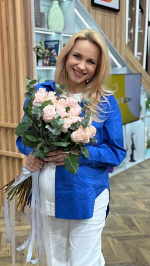 Liliia Rebryk Instagram - Ой 😄
Ну все: тепер уже точно декрет!

Але я — ненадовго 😉

@ranokvdoma 
@kanal_dim