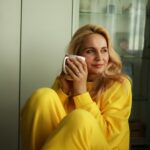 Liliia Rebryk Instagram - Тепла вам — душевного і за вікном 🌿 І не пускайте в свої серця чорні думки!