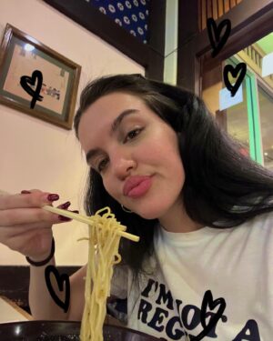 Lilimar Instagram - take urself out for some ramen 🍜🪐
(*´∀`)♪♡🥟