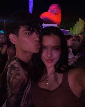 Lilimar Instagram - previously on pride weekend 💗🫂🏳️‍🌈🫧