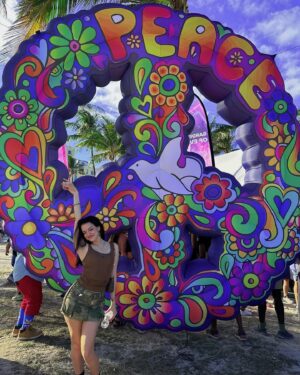 Lilimar Instagram - previously on pride weekend 💗🫂🏳️‍🌈🫧