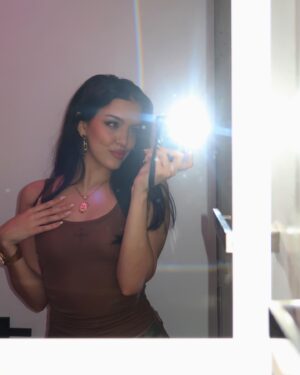 Lilimar Instagram - billy said i was serving “survivor” by destiny’s child music video, and i accept no denial of that 🦎
@smfksmfk head to toeeeee *ੈ✩‧₊˚
