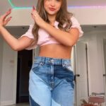 Lilliana Ketchman Instagram - comment PINK one letter at a time! 💗 . . . . #lillyk #dance #reels #fun