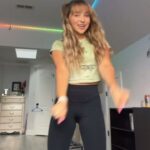 Lilliana Ketchman Instagram - comment ur top 3 fave emojis! 🦋🌸💗 . . . . #lillyk #dance #reels #fun