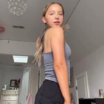 Lilliana Ketchman Instagram - part 2 of my first time ever self tanning! RESULTSSS 🧡🍑🍊 . . . #lillyk #dance #reels #fun #selftan #tan