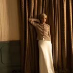 Lily Allen Instagram - She’s been reinventing herself again, this time for @fthtsi this weekend thank you everybody @ginakanemakeup @naomitregan @nailsbymh @benjamincanares @alexbilmes @jellison22 @katiefcwebb @maureenme . #PILLOWMAN goes up on the 12th June at the Duke Of Yorks theatre.