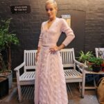 Lily Allen Instagram - To Play or Not coming to play, that is the question ?