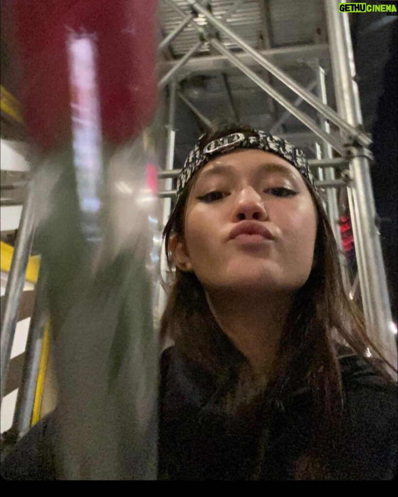 Lily Chee Instagram - hi twenty! grateful 4 another year and 4 the love 💕🎉🥳