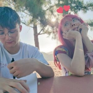 Lily Ki Instagram - happy national boyfriend's day!!!! I love him. 😊