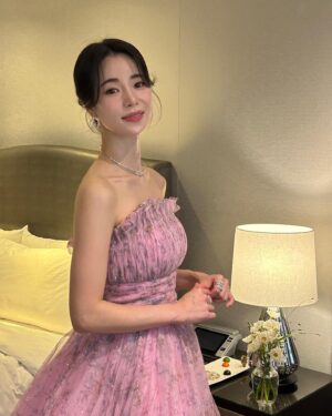 Lim Ji-yeon Thumbnail - 0.9 Million Likes - Most Liked Instagram Photos