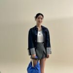 Lim Ji-yeon Instagram – Blue💙

#LOEWE
#LOEWEsqueeze