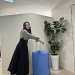 Lim Ji-yeon Instagram – I love BLUE rimowa

thanks @rimowa