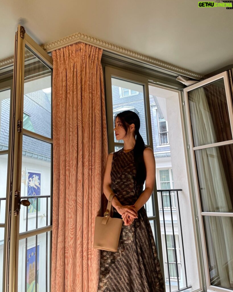 Lim Ji-yeon Instagram - LOEWE in Paris