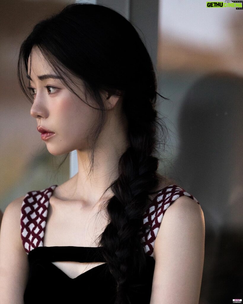 Lim Ji-yeon Instagram - 엘르화보 B컷✌️