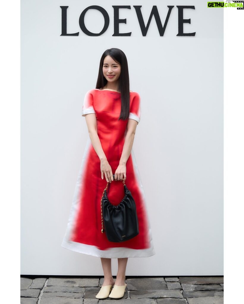 Lim Ji-yeon Instagram - 로에베 23FW 프레젠테이션&스퀴즈백 런칭행사 #LOEWE #LOEWE23FW