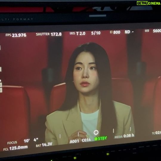 Lim Ji-yeon Instagram - 북극곰에게 스텝수는 밀렸지만 #아임얼라이브콤부차