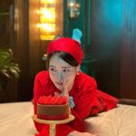 Lim Ji-yeon Instagram – 올겨울은
스.초.생

#투썸플레이스