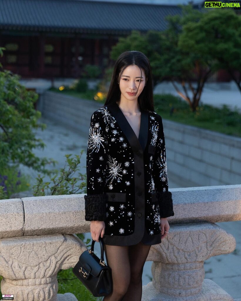 Lim Ji-yeon Instagram - 너무나 아름다웠던 경복궁에서 GUCCI #GucciCruise24